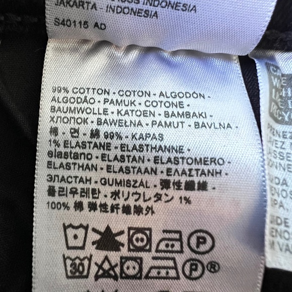 Levi’s ribcage black cut-off button fly denim shorts sz 27 - Picture 10 of 11